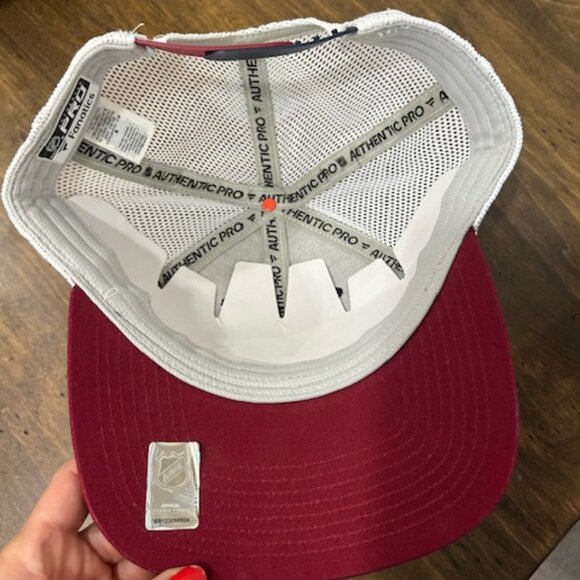 Colorado Avalanche Fanatics Authentic Pro Trucker Snapback Hat- Navy/White - Picture 3 of 5